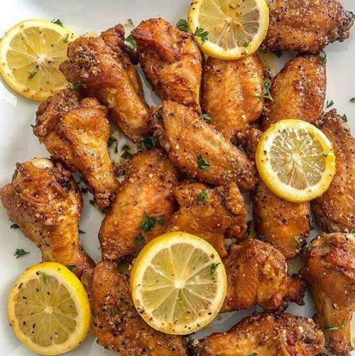 yummyfoooooood:  Lemon Pepper Chicken Wings