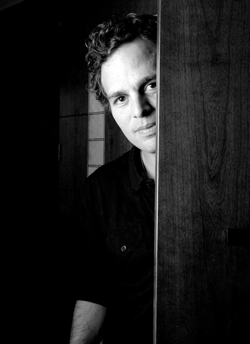 markfluffyruffalo:  hawkeyesmyguyx-deactivated20141:  Mark Ruffalo || black and white  I needed this today. Thank you   Yes please.