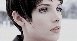 odairannies:female awesome meme; 5/10 ladies in movies: alice cullen (twilight saga) “no one dressed