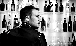 cptanrogers: “My mom told me that the best thing you can give a woman is attention.