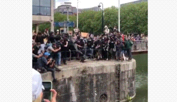 kropotkindersurprise:June 7 2020  - Black Lives Matter protesters in Bristol, UK, tear down the stat