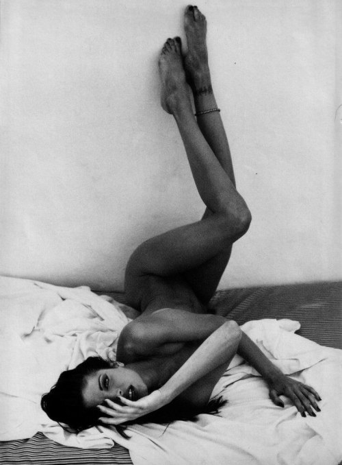 girls-nude: Stephanie Seymour by Sante D’Orazio (1993)  fluffylychees: paradise-she-said
