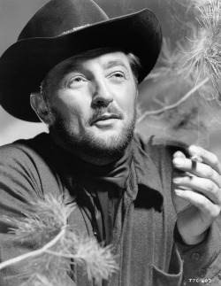 robert-mitchum:  Robert Mitchum in a publicity