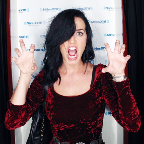 iheartkatyperry:  siriusxmhits: @It’s @KatyPerry #ROAR-ing in the @SiriusXM photo booth! #KatyPerry #PRISM #KatyPerryHits1 