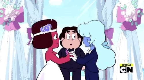 msdbzbabe:Ruby &amp; Sapphire wedding kiss