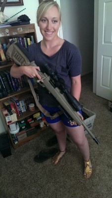 Ariaofdoom:  Everything I Hold Looks Bigger Than It Is. ;) Boyfriend’s Custom Precision