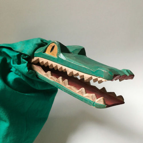 neon-flamingo: Vintage Crocodile Hand Puppet. Manufactured by Lotte Sievers-Hahn workshop in Germany