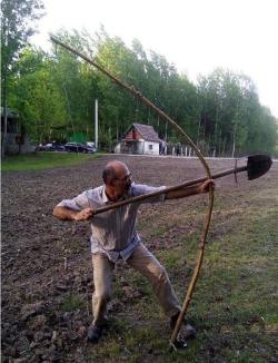 roomba-with-knives-taped-to-it: anglo-saxintrash:  cerastes:   This is how archaeologists hunt   We couldn’t find any bones so we’ll just have to make some 