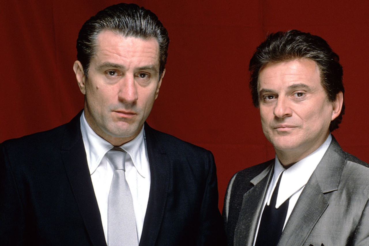 jimmyconbae:  Goodfellas: Behind The Red Curtain