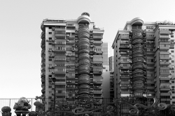 eastberliner:  concrete monster VII , macau