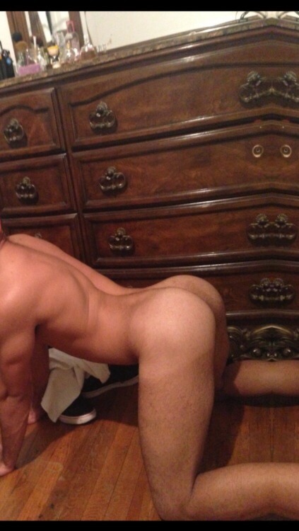 shyboy50:  videosgaynyc21:  Hot dominican Latin guy …..that ass tho 👉🏽 🍑  Mucho