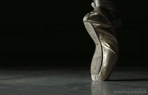 dysphoricsylph:  Liudmila Konovalova’s feet (again). [1] [2] 
