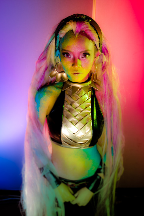 din-grayson:My Karolina Dean Cosplay from Marvel’s The RunawaysMake Up, Body Paint, Accessories and 