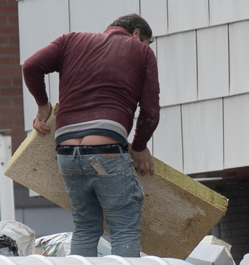 rusty136:Crack on a Dumpster