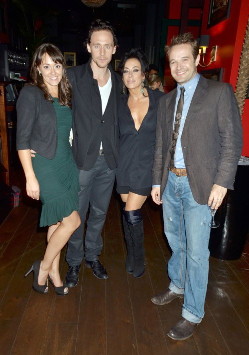[HQ] Tom Hiddleston, Susannah Fielding, Oliver Dimsale, Nancy Dell'Olio and Hugh Ross attend the <