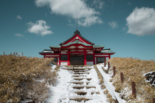 hakone in the spring - march 2019