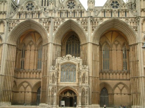 A few more of my own pictures of the magnificent Peterborough Cathedralhttp://www.peterborough-cathe