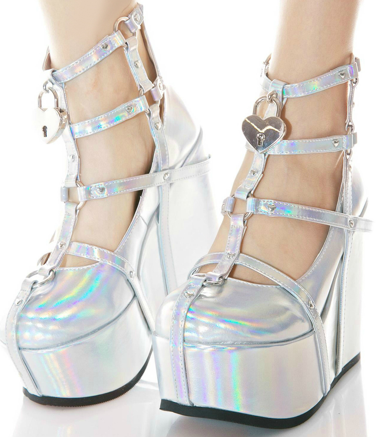 dumdolly:  cherrydope:  coquettefashion: Cute Shoes  Pink Chunky Boots | Holographic Sneakers 