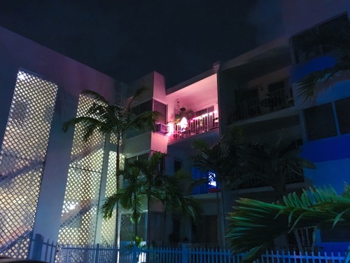 sleazeburger:  Miami 