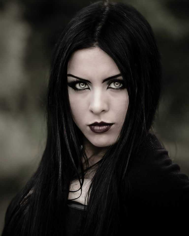 Model & MUA: Lady Kat Eyes Photo: © Brian Leon... - Gothic and Amazing