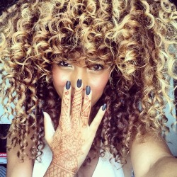 staceyhash:  Follow me on ig - @staceyhashh 