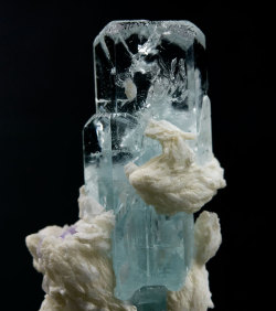 earthshaped:  Beryl var. Aquamarine with Apatite and Cleavelandite  Nyet-Bruk, Braldu Valley, Skardu District, Baltistan, Gilgit-Baltistan (Northern Areas), Pakistan 