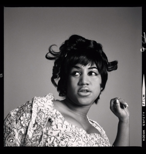 ohyeahpop:Aretha Franklin photographed by Richard Avedon on October 14, 1968