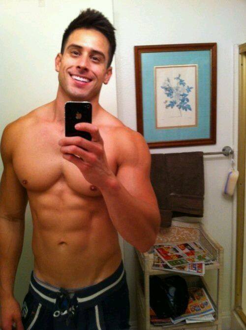 meniloveat5280:  Follow for over 95,000 examples of The Art of Man