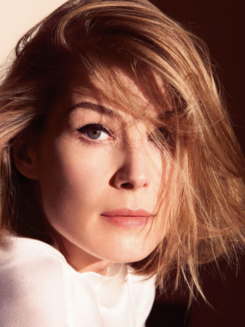 XXX flawlessbeautyqueens:  Rosamund Pike photographed photo