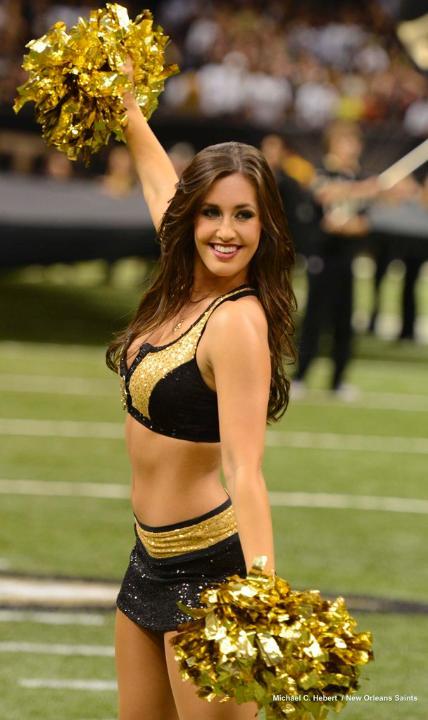 sports-babes:  New Orleans Saints cheerleaders the Saintsations shaking pom poms and rocking bikinis prior to their NFL playoff showdown with the Seahawks.  2 persons I would love 2 meet