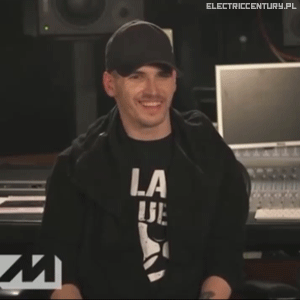 electriccenturypl: Mikey Way as a voice actor