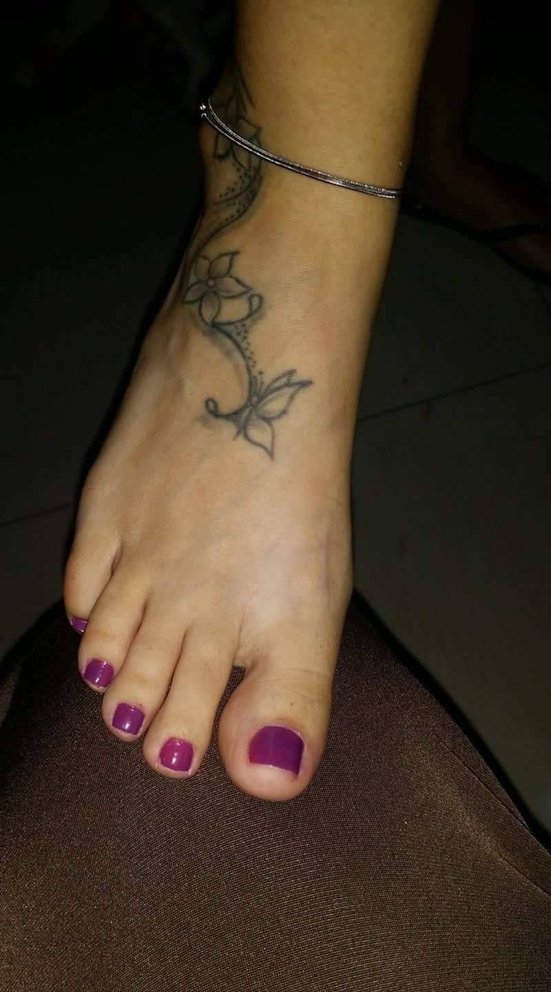 Only sexy feet