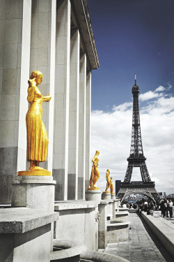 mistergoodlife:La Tour Eiffel • Mr. Goodlife • EnvyAve.  
