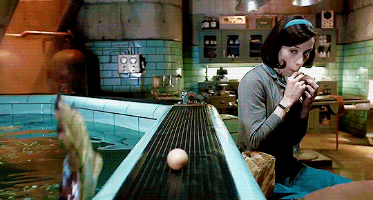 niambi: midnightmurdershow:   The Shape of Water (2017) Directed by Guillermo del