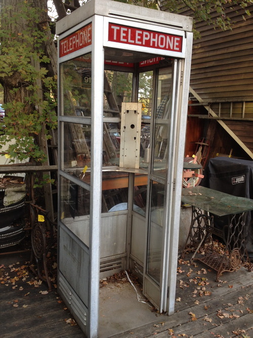 The Retrologist • Have $1,100 to spare? Buy this phone booth...