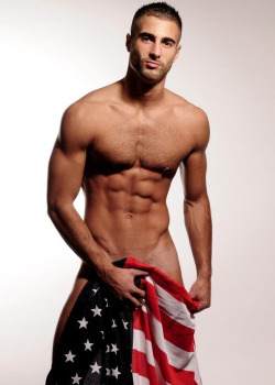 manhandlehim:  Happy Independence Day to all my US Boys!
