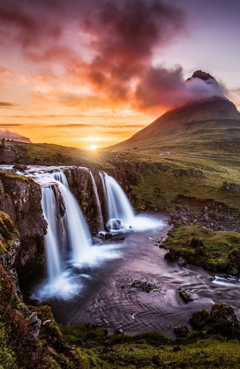 s-m0key: Kirkjufell Sunset. By - OZZO ❤⚘