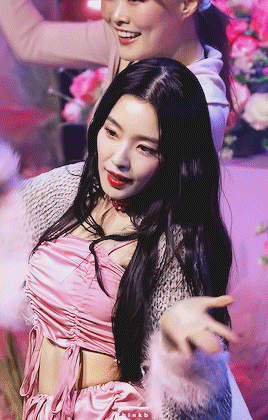 bearseulgi:  ka-ching! irene 