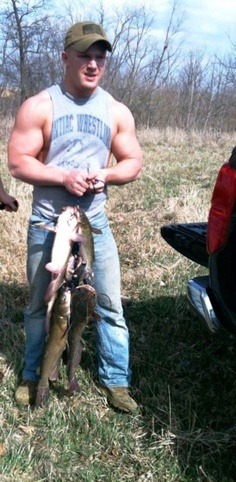 Hot Guys Fishing http://hotmusclejockguys.blogspot.com/2014/07/hot-fishing-muscle-jocks.html