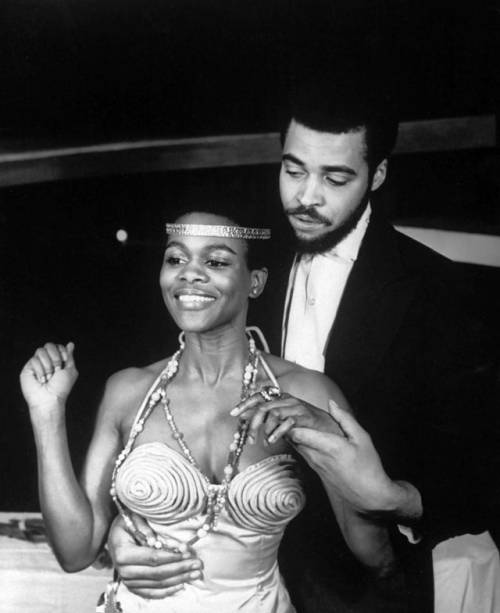 fuckyeahgreatplays: Cicely Tyson and James Earl Jones in the 1961 Off-Broadway production of Genet&