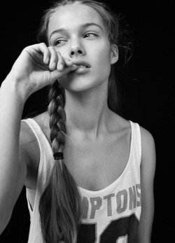 philguillou:  Rozanne Verduin by Sarah Stolp 