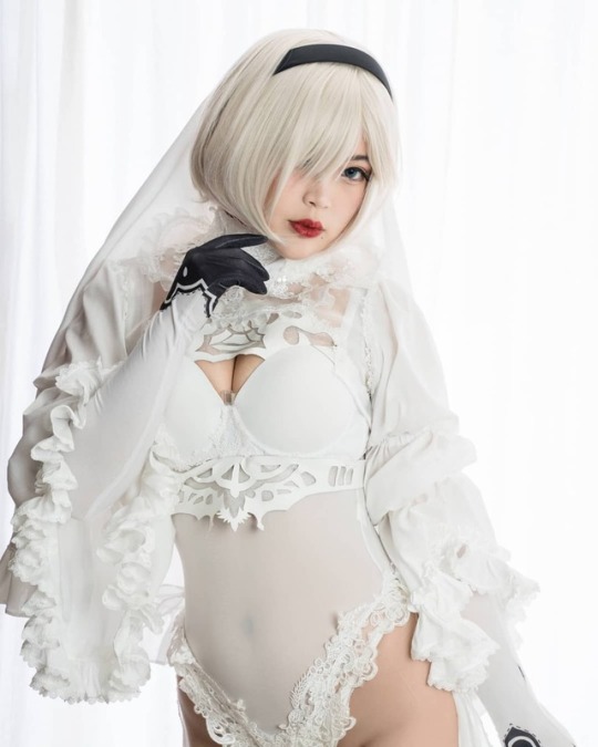 cosplay-is-right:   adult photos