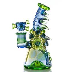 weedporndaily:  @saltglass X @kidglass available online nowy by @52nd_glass_shop  INSANE GLASS