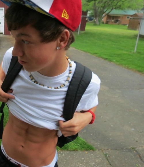 hottinstaboys:  @taylorcaniff