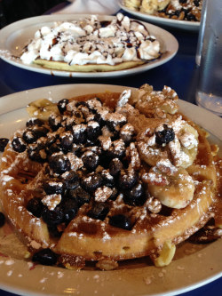 fatty-food:   	Breakfast at the Uptown Diner