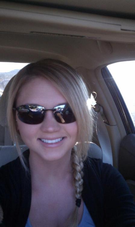 egacpl7879:  mymarinemindpart3:  mm this sexy girl right here… part 1  That’s one sexy girl for sure :) J&H
