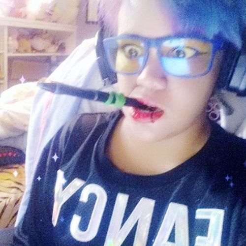 I strim twitch.tv/starexorcist