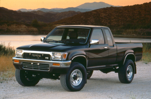 dailyhilux:  1989 Toyota 4x4 SR5  😍