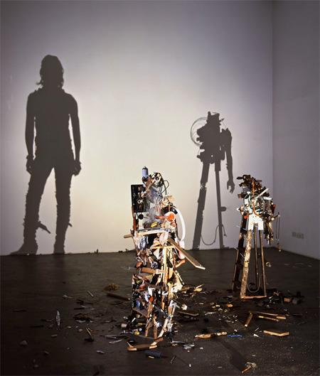 thegreenwolf:  taktophoto:  Shadow Sculptures by Tim Noble and Sue Webster  That’s…kind of incredible. 