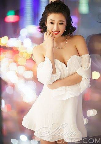 asiandate-ladies:Xiaojuan’s friends say her smile is as beautiful as the rainbow after storm, 